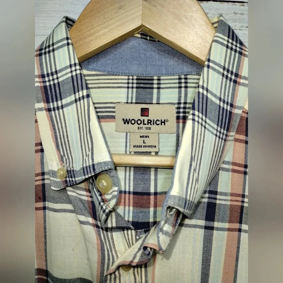 Woolrich Button Down Shirt Red White Blue size Large Casual Lightweight Summer - Picture 2 of 4
